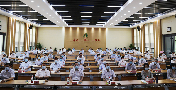 m88明昇集团党委举办庆祝建党99周年专题党课