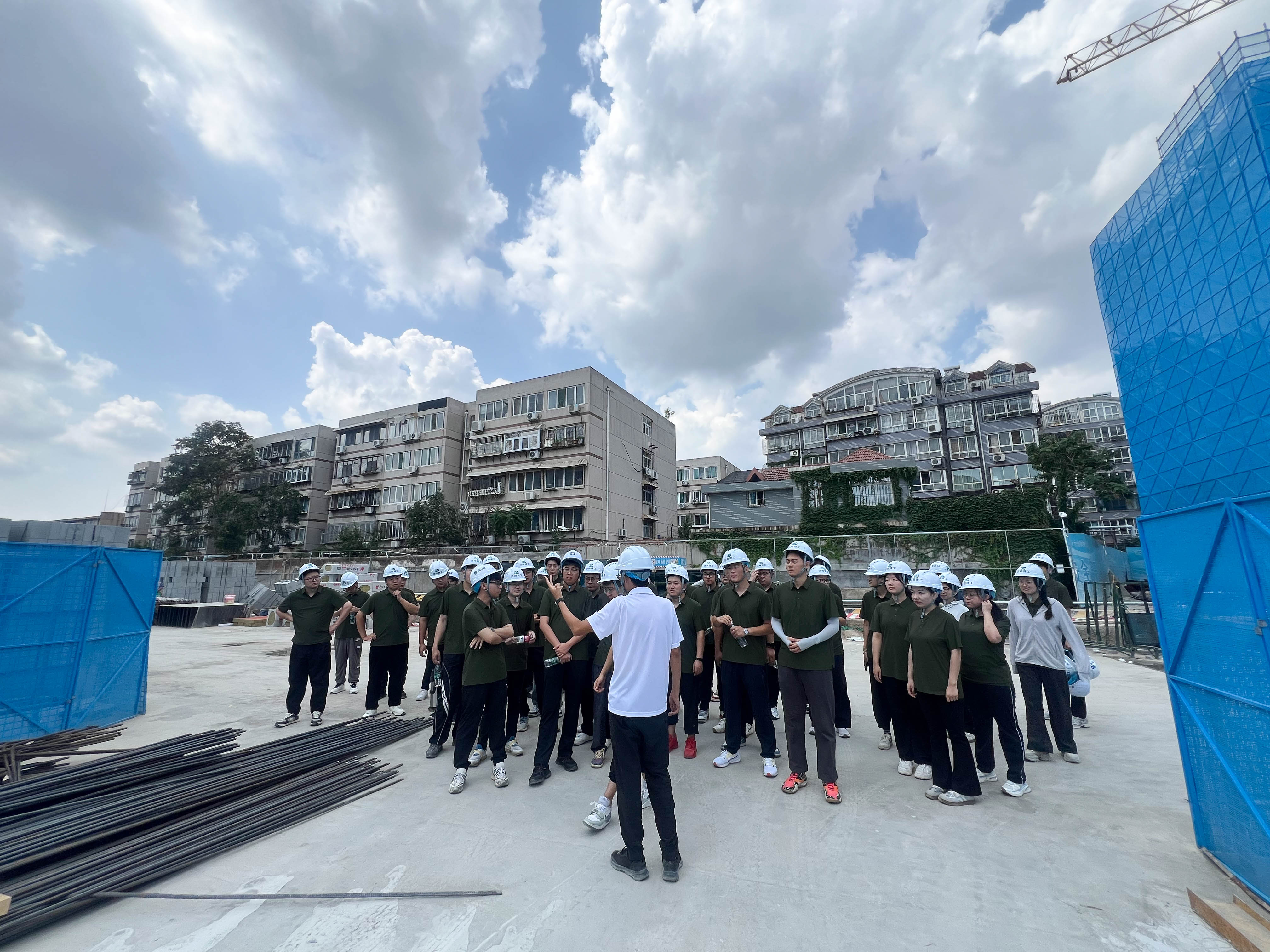 工地参观3